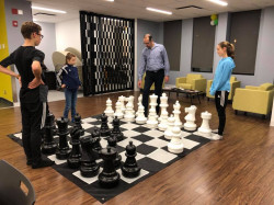 giant20chess3 1650615411 Giant Chess