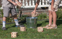 giant20yahtzee01 1650618207 Giant Yahtzee